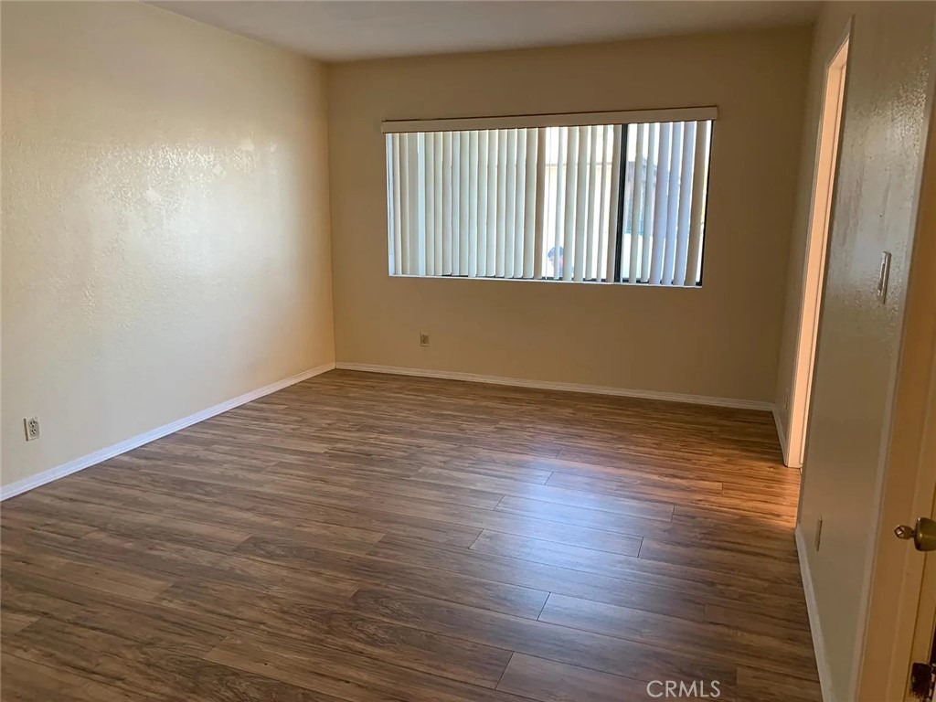 4206 Hatfield Property Photo 8