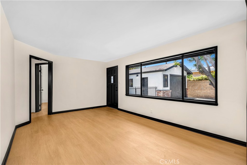 8932 Mclennan Property Photo 5