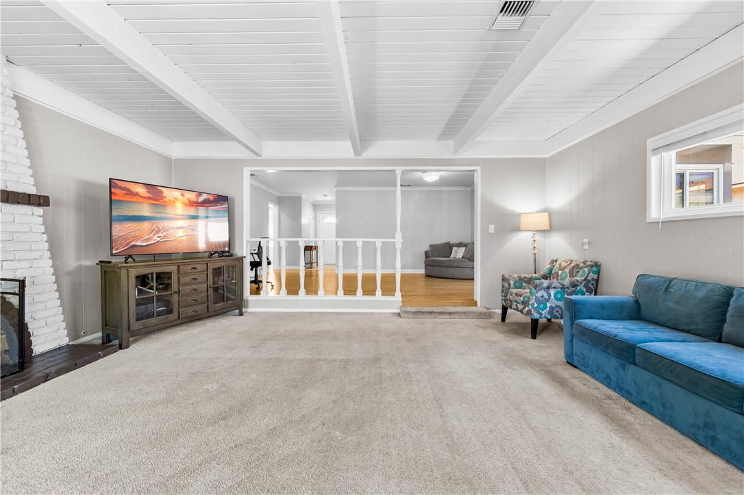 6415 Hardwick Property Photo 12