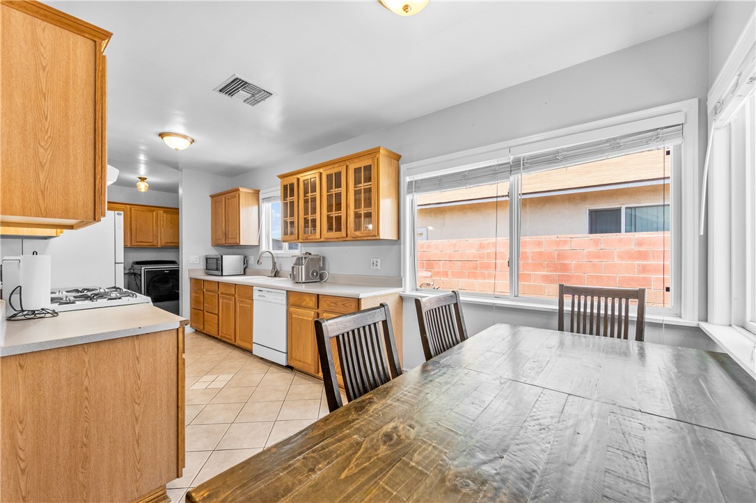 6415 Hardwick Property Photo 16