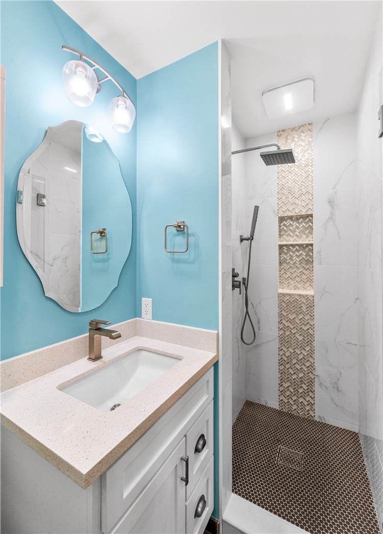 6415 Hardwick Property Photo 46