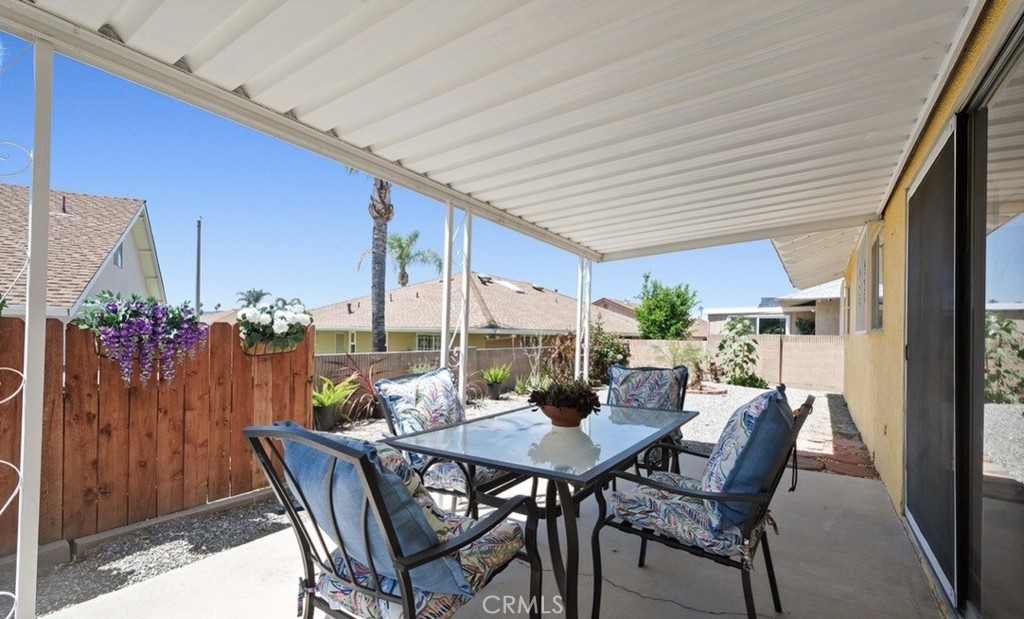 1121 W Mayberry Property Photo 15