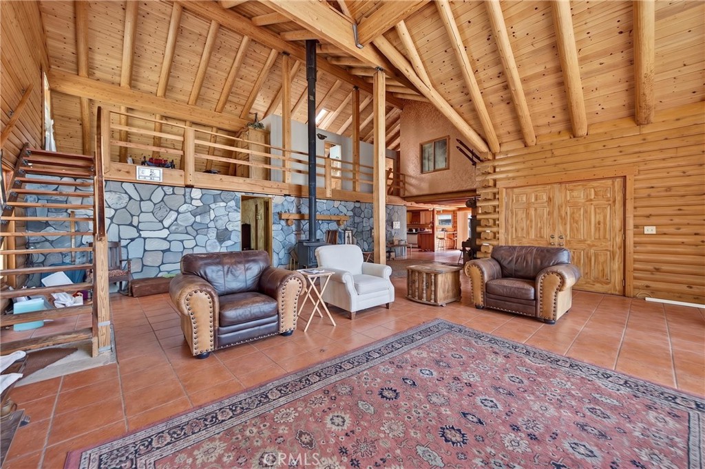 2500 Round Valley Road Property Photo 9