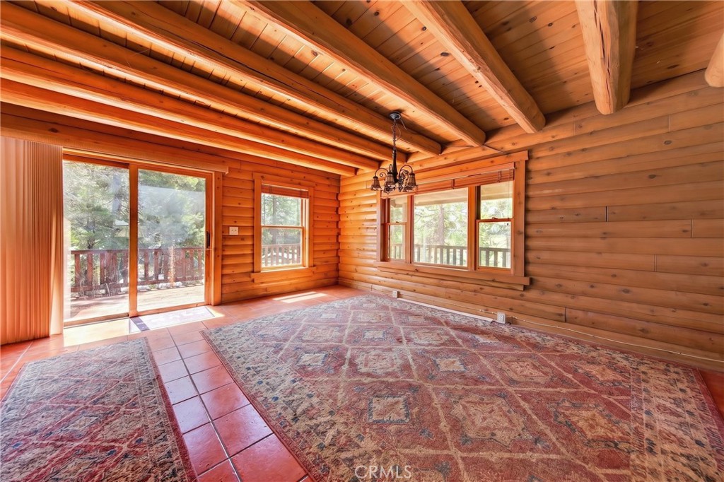 2500 Round Valley Road Property Photo 12