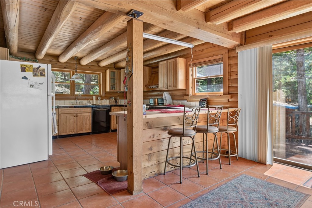2500 Round Valley Road Property Photo 13