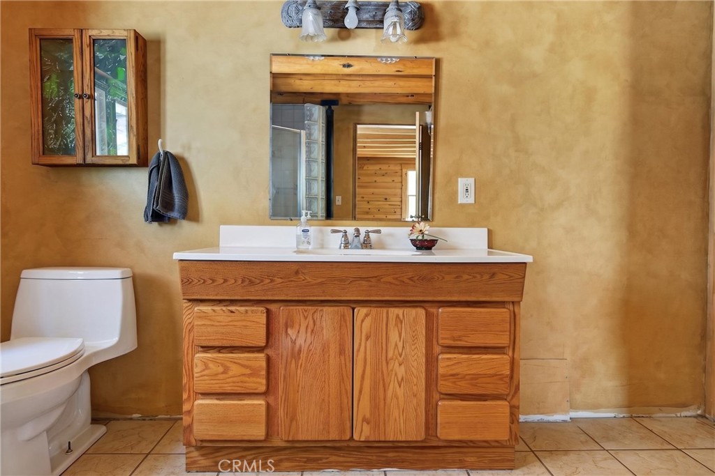 2500 Round Valley Road Property Photo 18