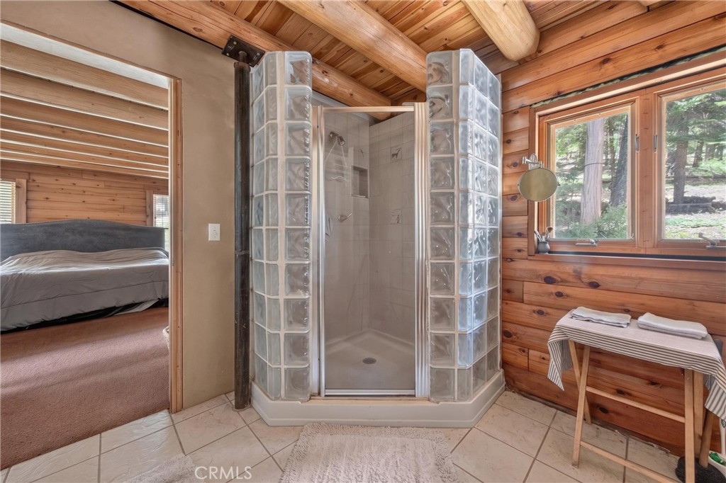 2500 Round Valley Road Property Photo 19