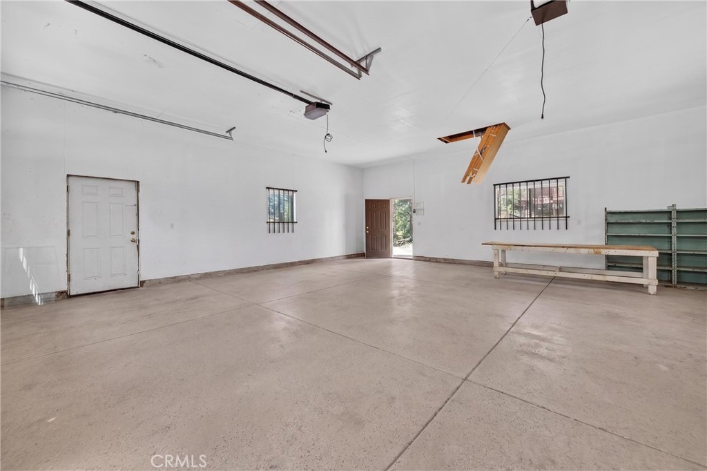 2500 Round Valley Road Property Photo 33
