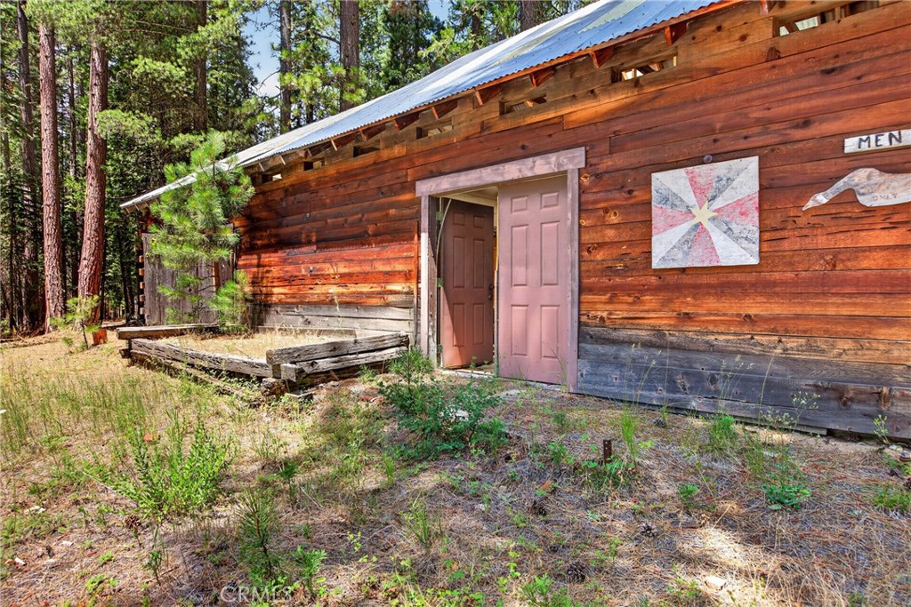 2500 Round Valley Road Property Photo 34