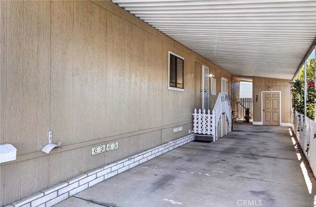 1300 W Menlo Avenue 138 Property Photo 3