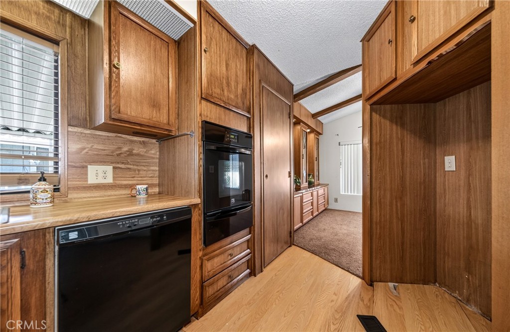 1300 W Menlo Avenue 138 Property Photo 10