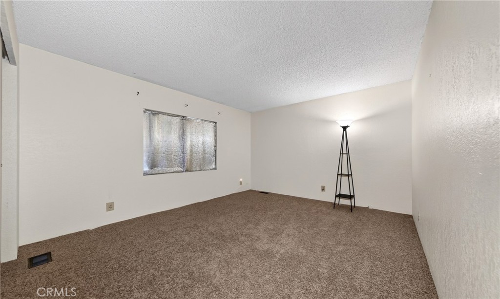 1300 W Menlo Avenue 138 Property Photo 16
