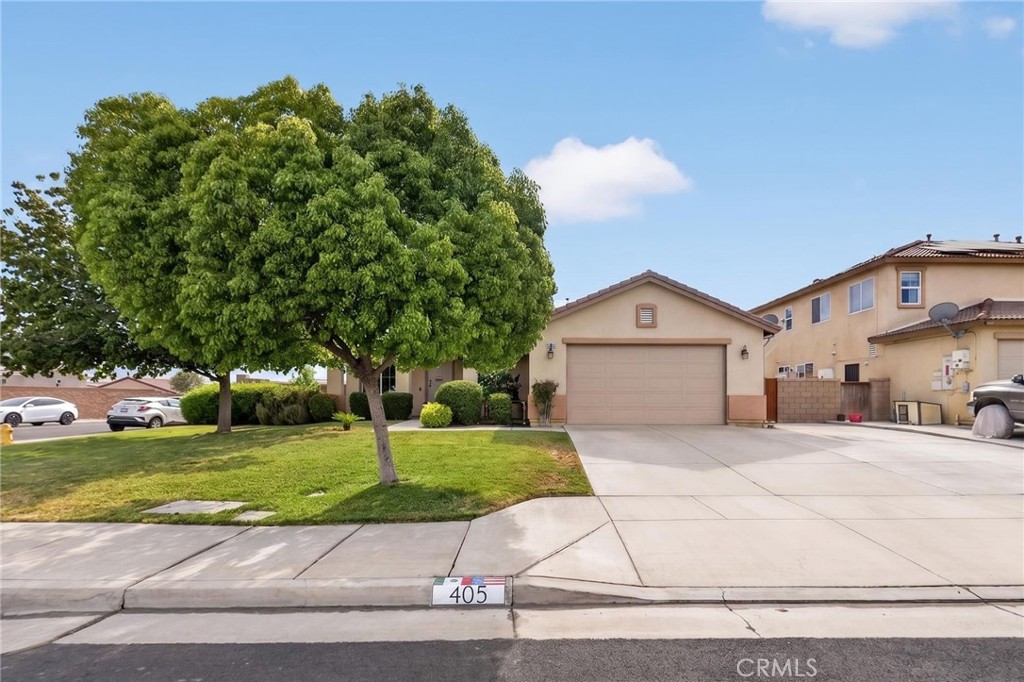 405 Ivy Crest Drive Property Photo 1