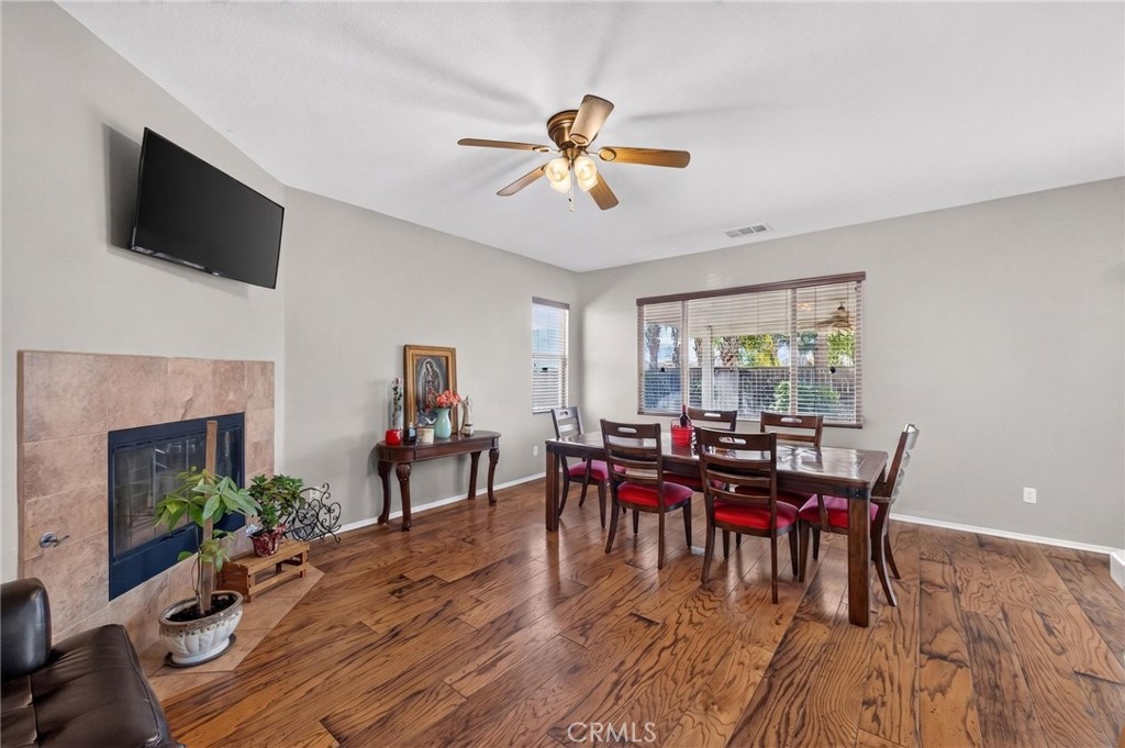405 Ivy Crest Drive Property Photo 4