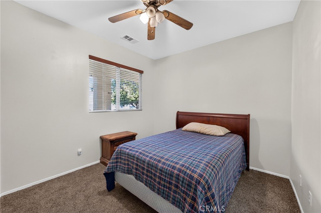 405 Ivy Crest Drive Property Photo 12