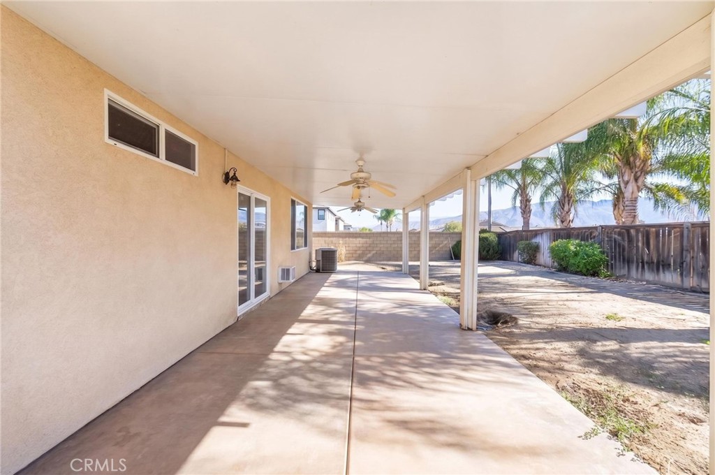 405 Ivy Crest Drive Property Photo 24