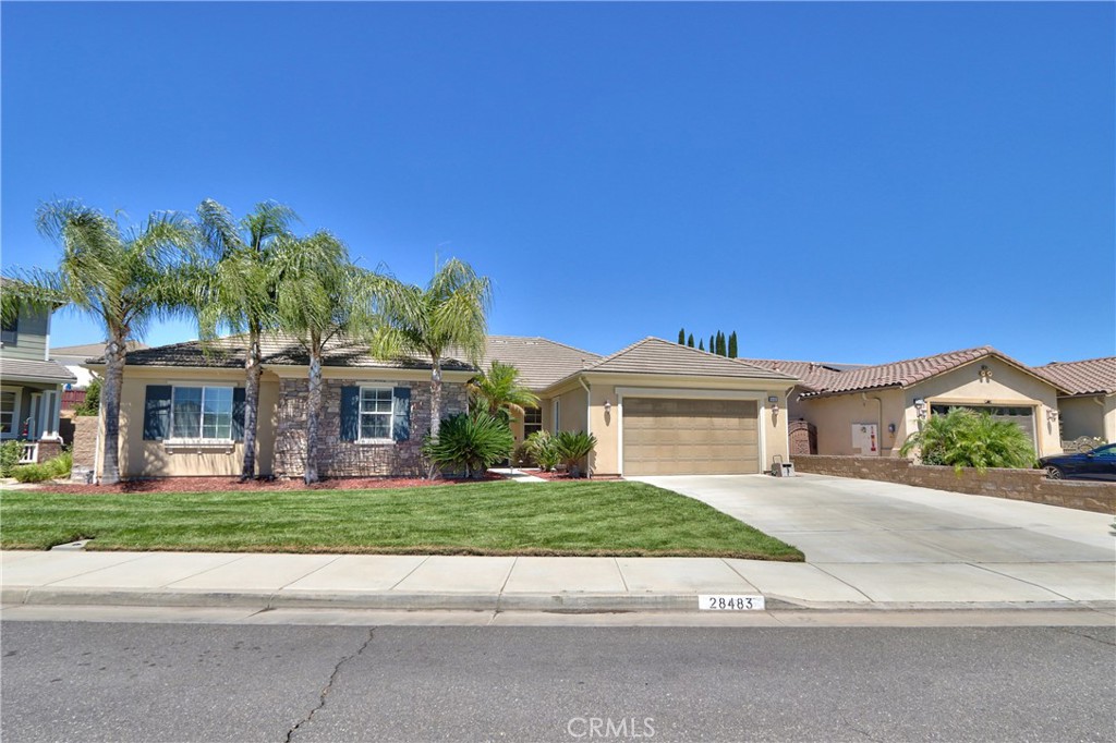 28483 Nautical Point Circle Property Photo 1