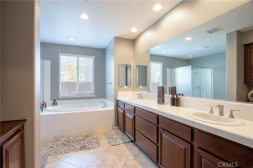 28483 Nautical Point Circle Property Photo 19