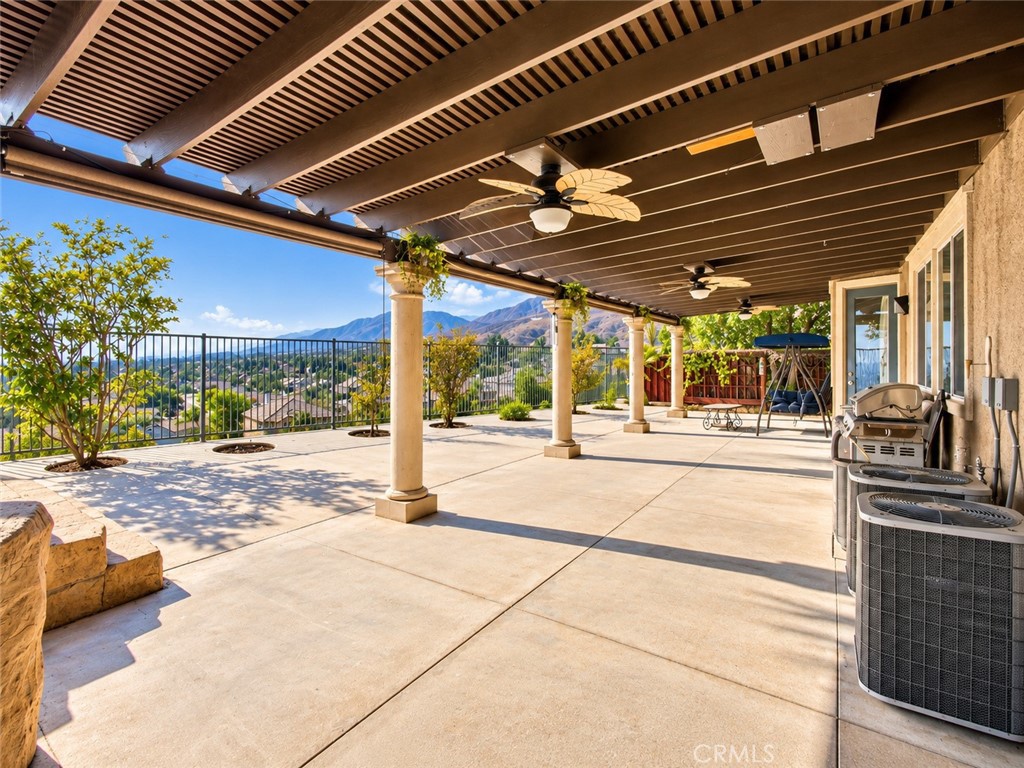 7480 Tioga Property Photo 4