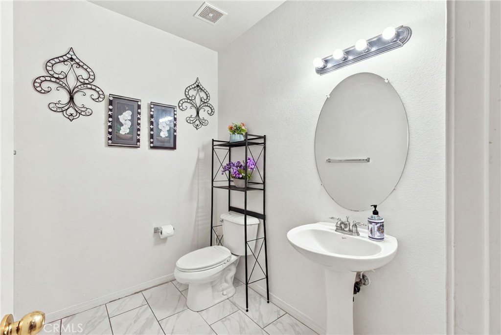 7480 Tioga Property Photo 22