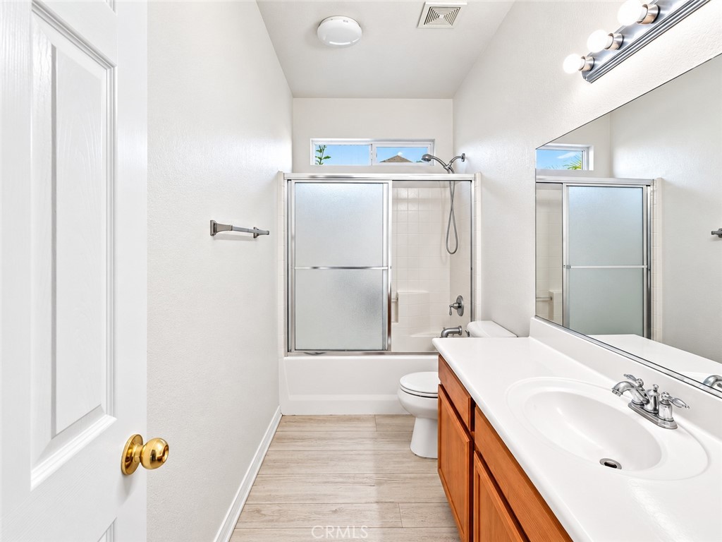 7480 Tioga Property Photo 37