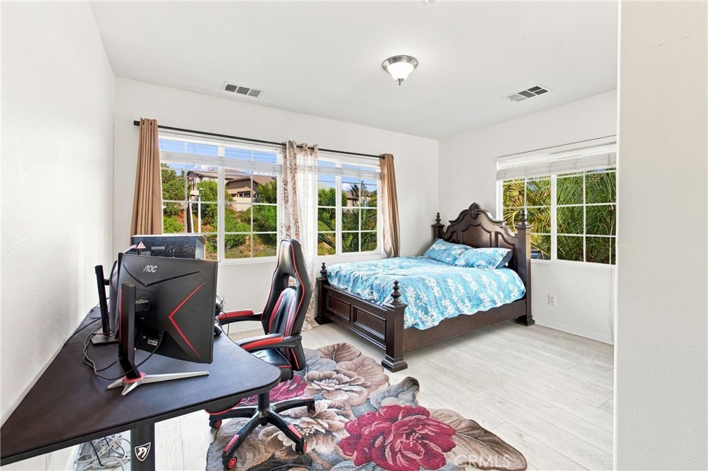 7480 Tioga Property Photo 39