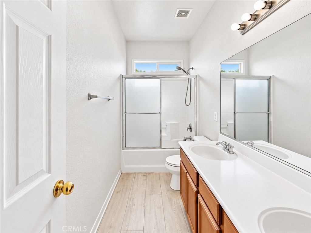7480 Tioga Property Photo 43