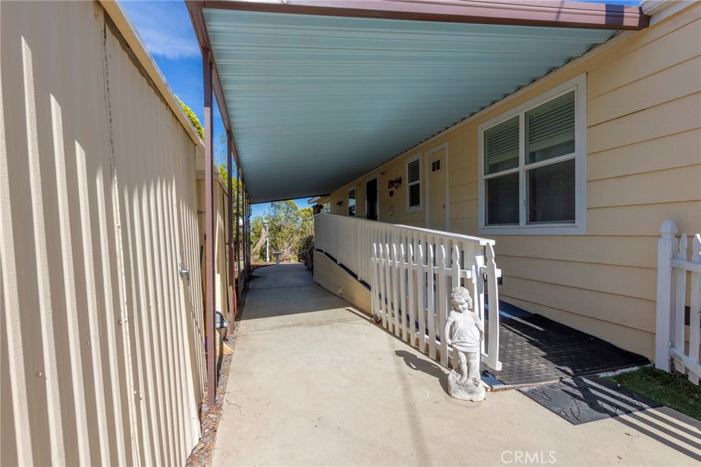 47480 Maverick Road Property Photo 3