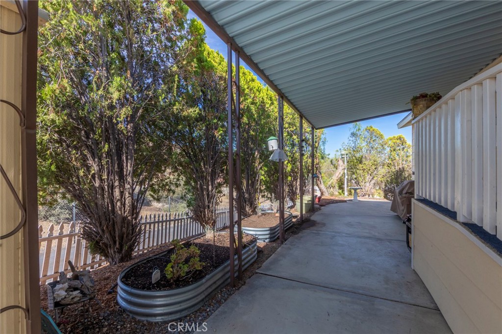 47480 Maverick Road Property Photo 4