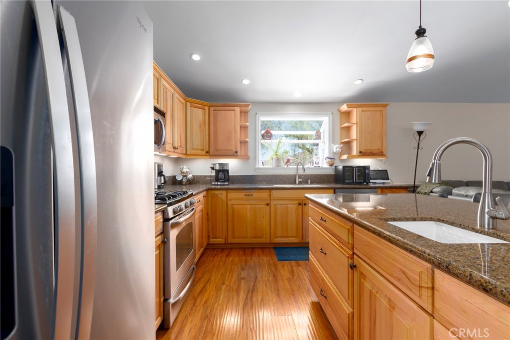 47480 Maverick Road Property Photo 10