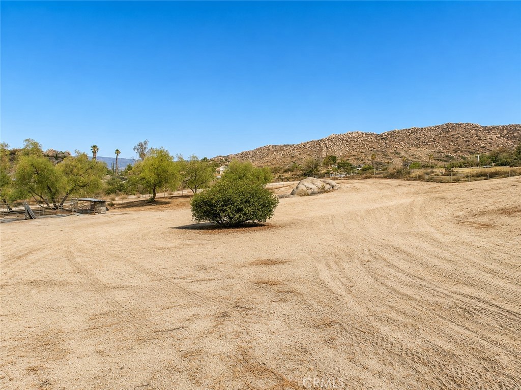 47480 Maverick Road Property Photo 24