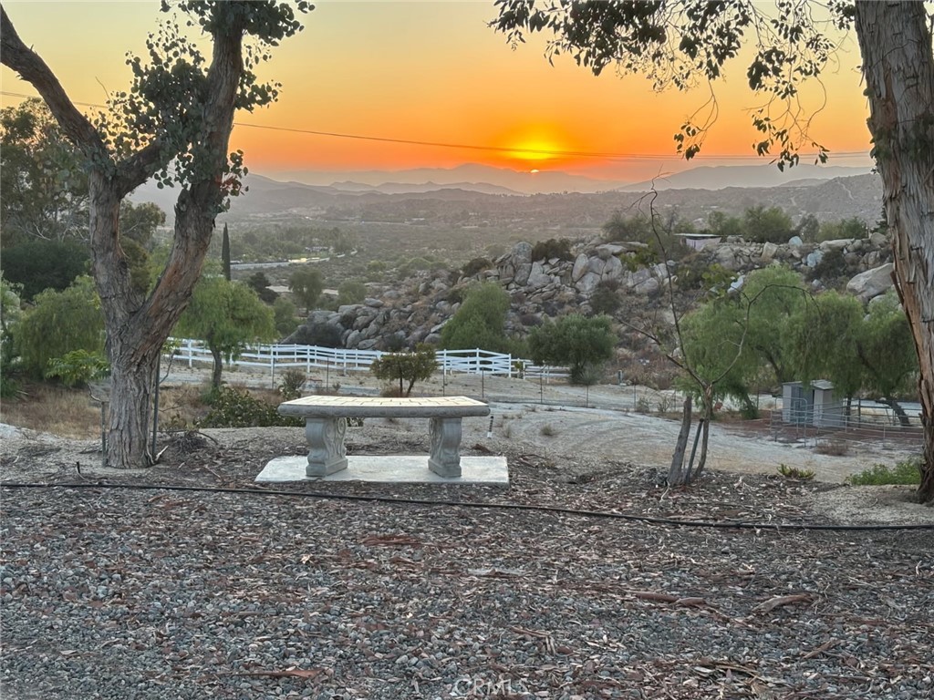 47480 Maverick Road Property Photo 26