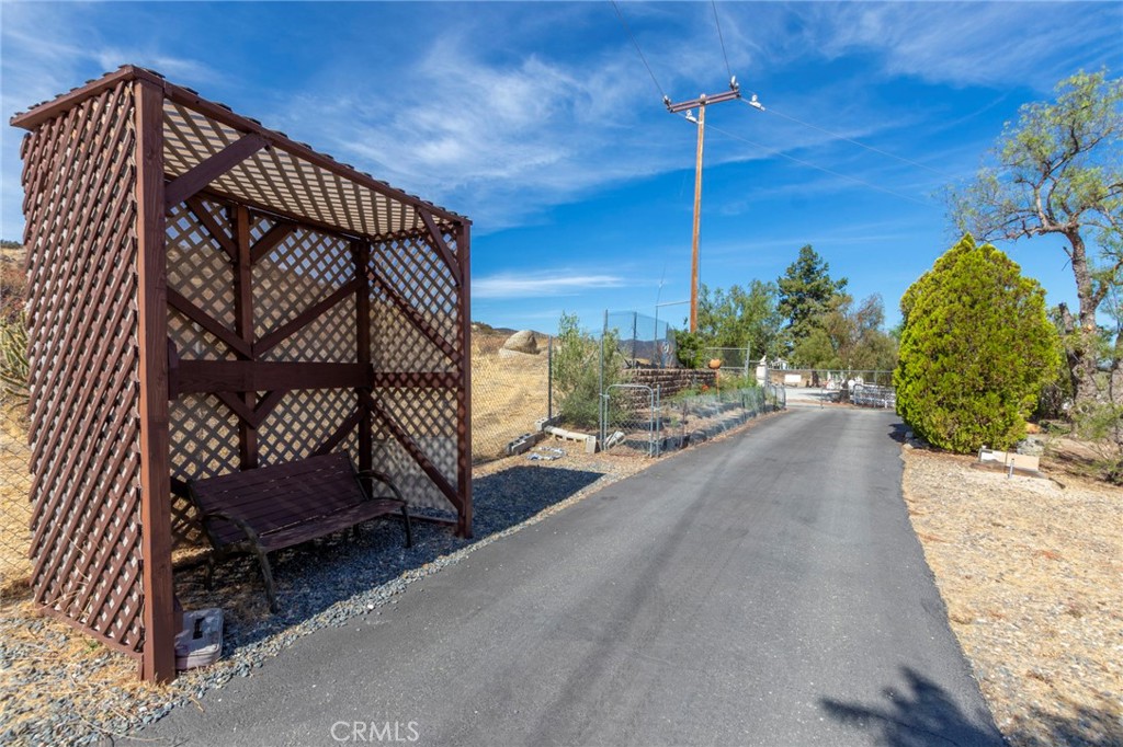 47480 Maverick Road Property Photo 39