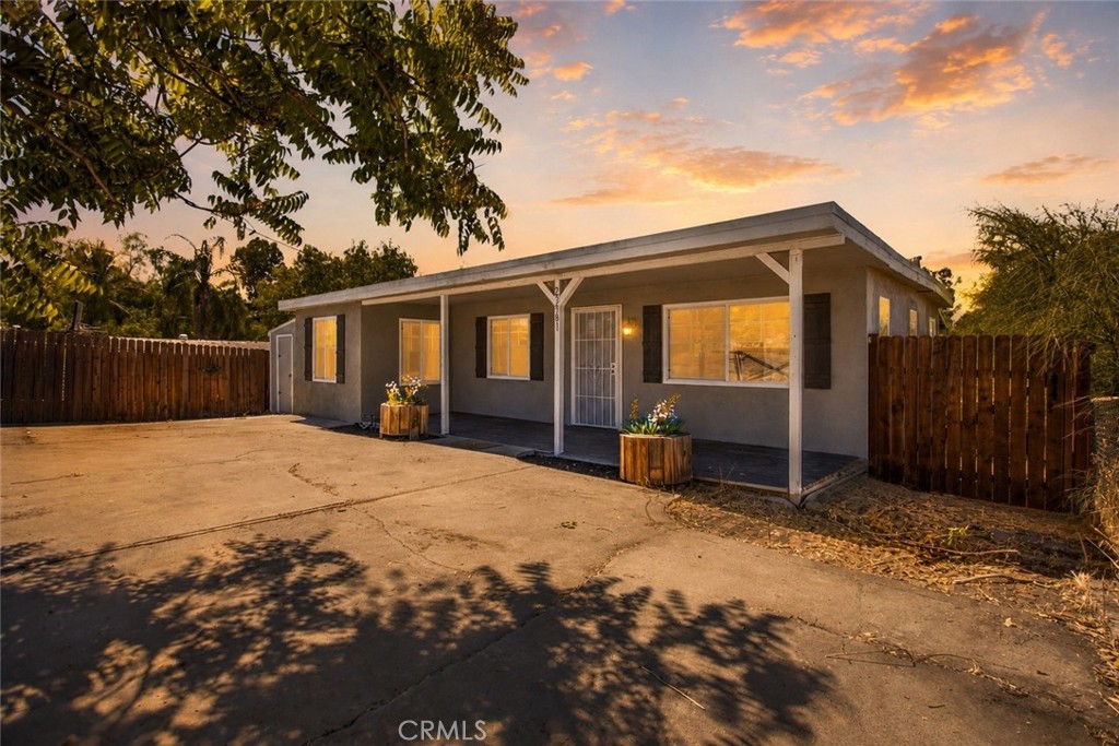 23581 Lake Property Photo 1