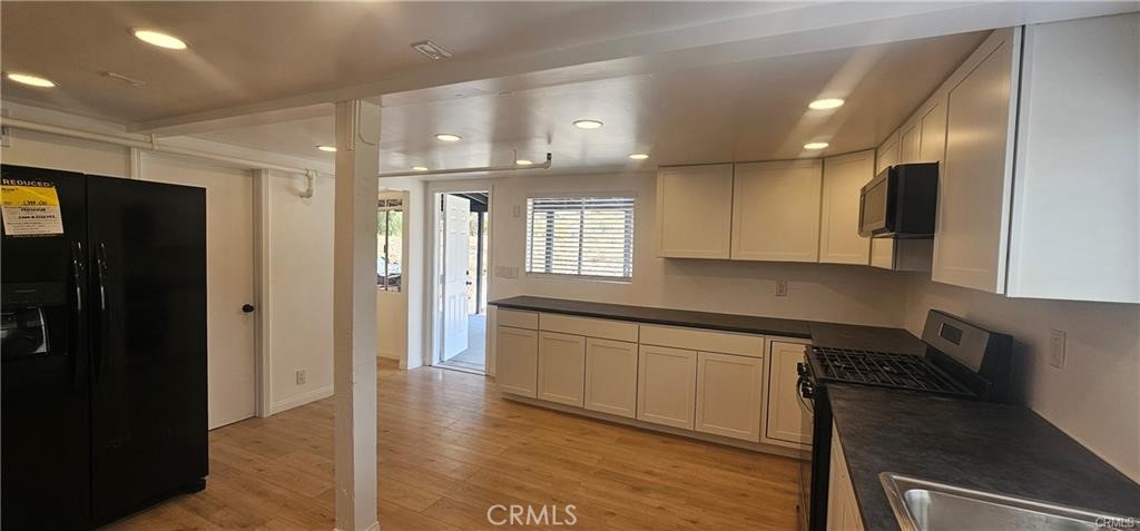 2100 S State Property Photo 7