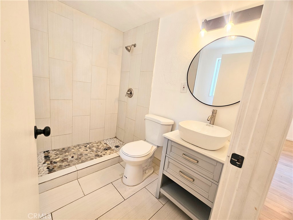 2100 S State Property Photo 19