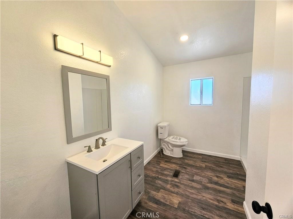 2100 S State Property Photo 40