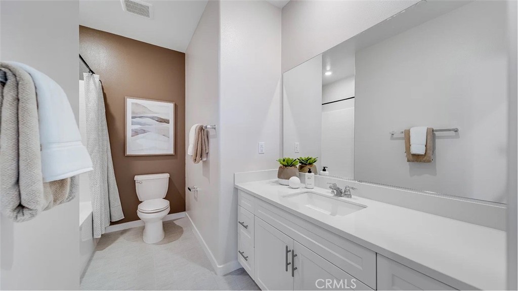 3262 Floral Paseo Property Photo 8