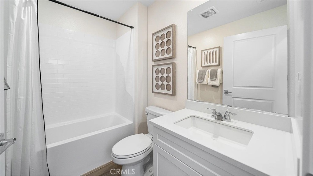 3262 Floral Paseo Property Photo 10