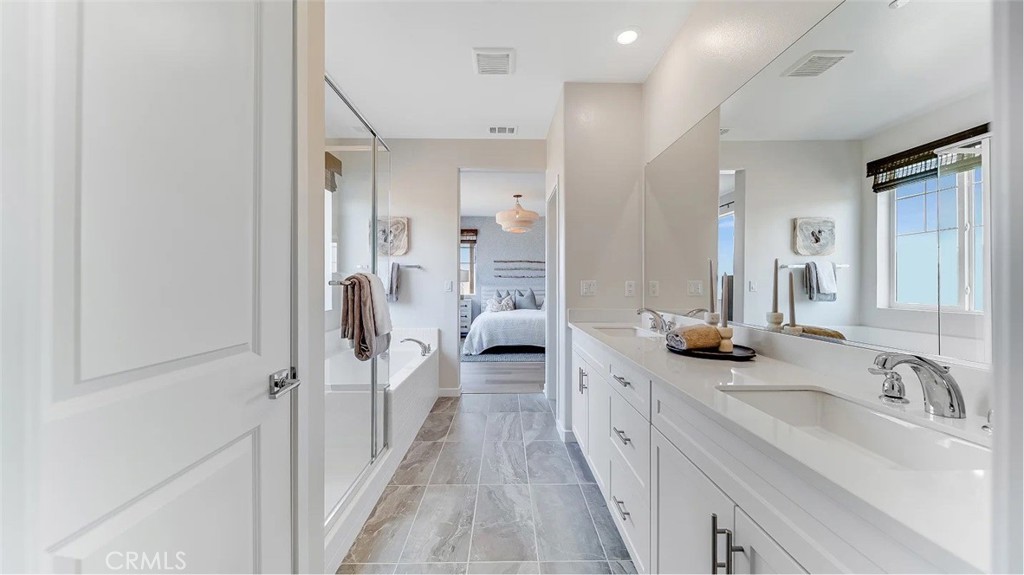 3262 Floral Paseo Property Photo 15