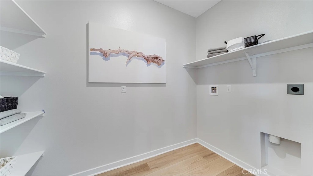 3262 Floral Paseo Property Photo 18