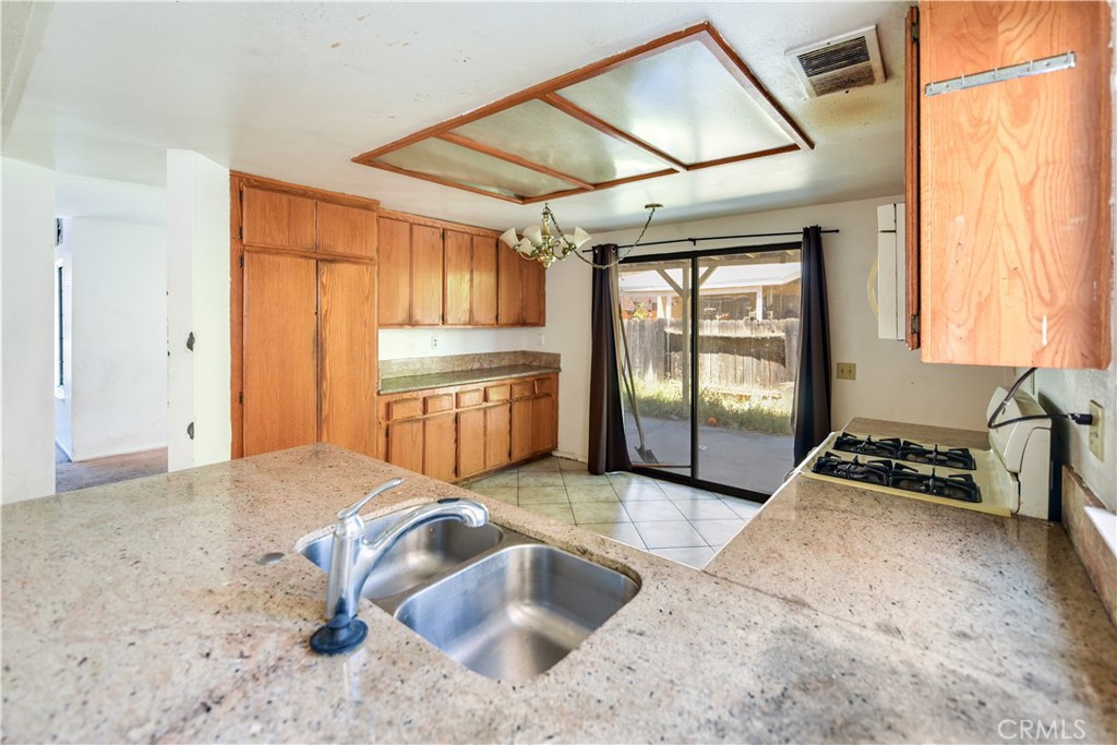 1502 Remembrance Drive Property Photo 11