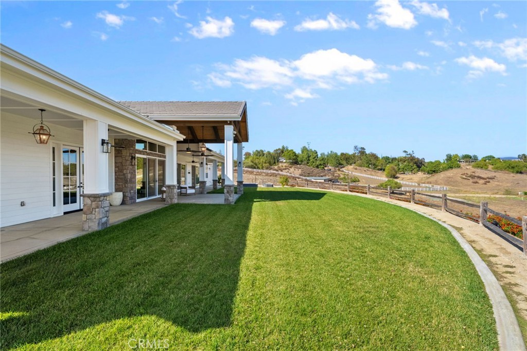 41799 Calle Contento Property Photo 57