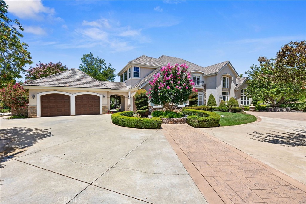 45165 Oak Manor Ct Property Photo 3