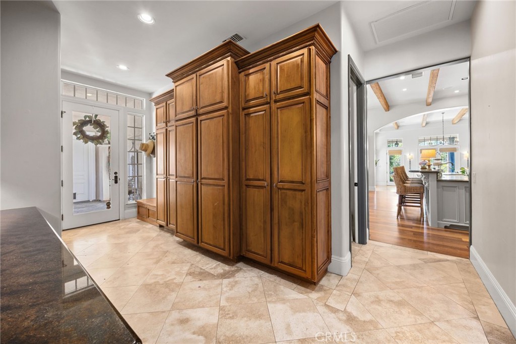 45165 Oak Manor Ct Property Photo 28