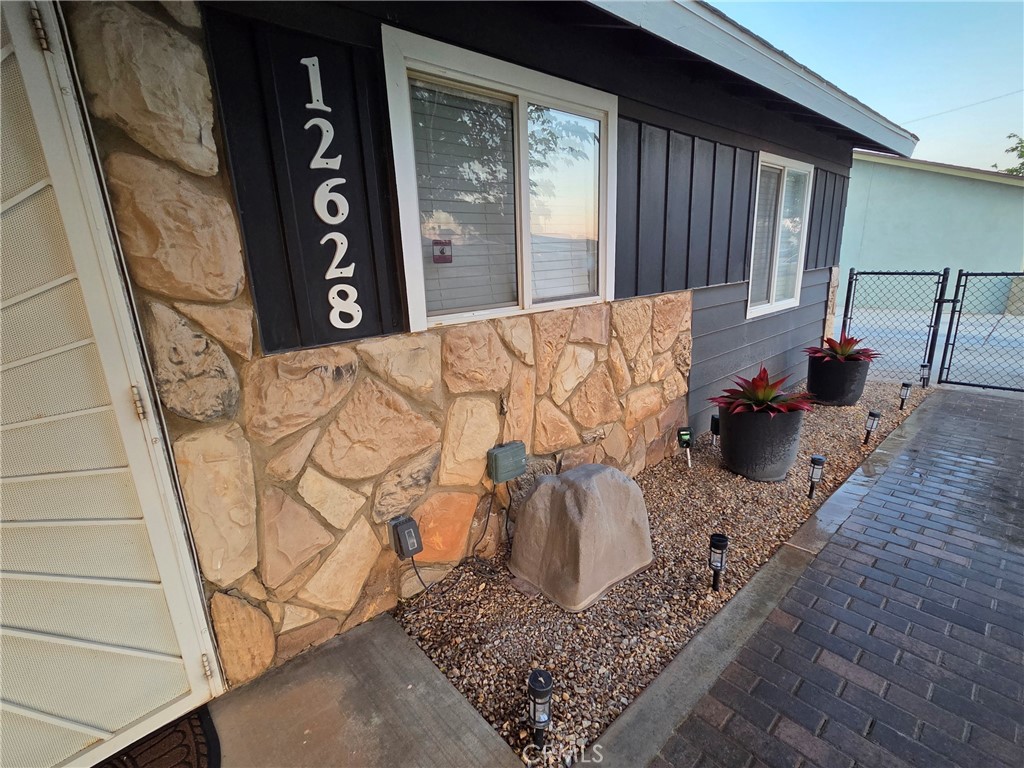 12628 Daisy Street Property Photo 8