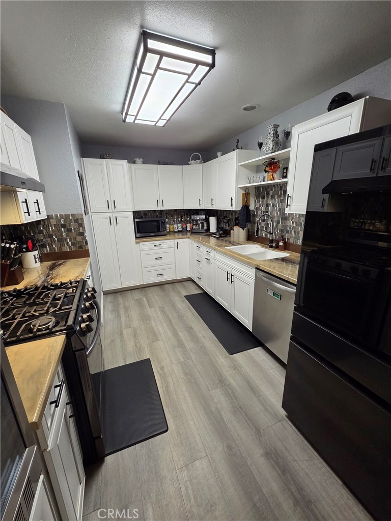 12628 Daisy Street Property Photo 17