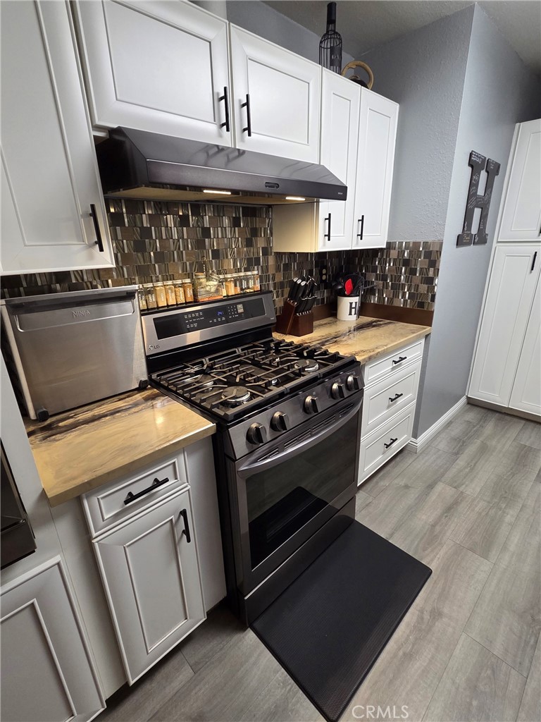 12628 Daisy Street Property Photo 18