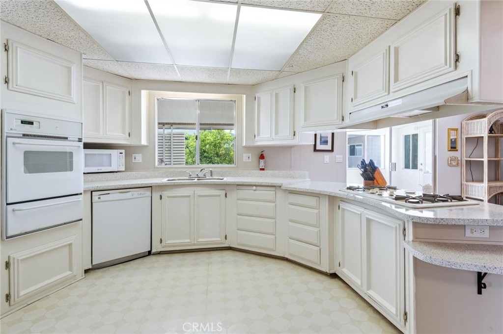 5001 W Florida 323 Property Photo 13