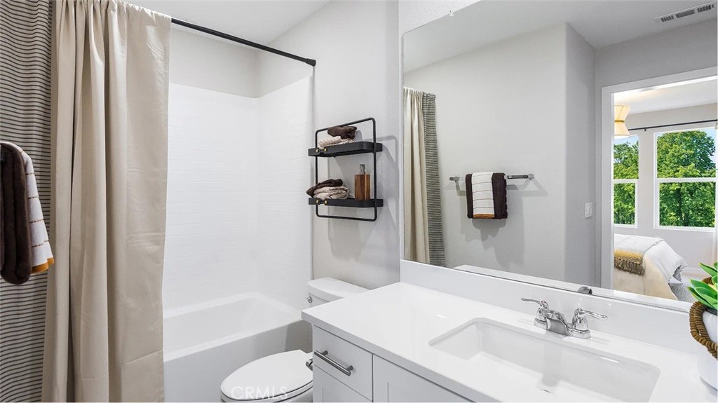 8483 Tapia Way Property Photo 13